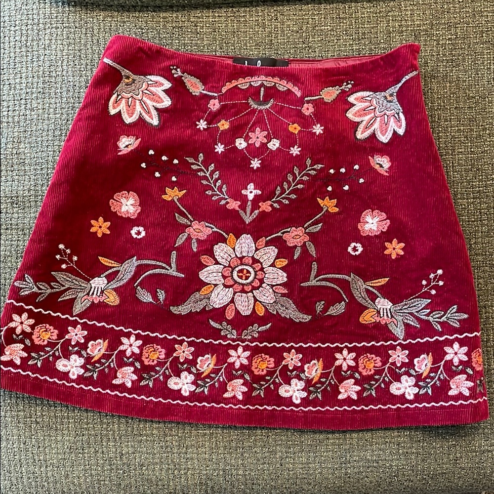 Lulus Embroidered Dark Red Floral Corduroy Mini Skirt (sz sm)